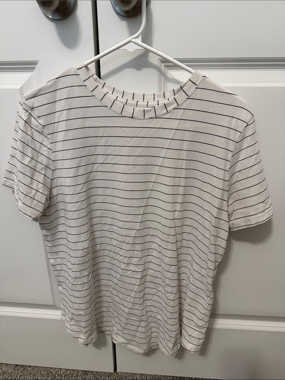 Women’s Lululemon White Tee with Black Stripes